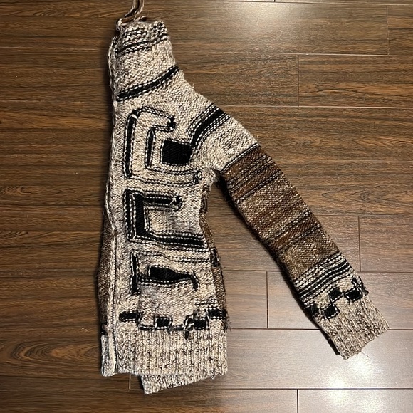 Aritzia Wilfred Free sweater XXS - Picture 3 of 4